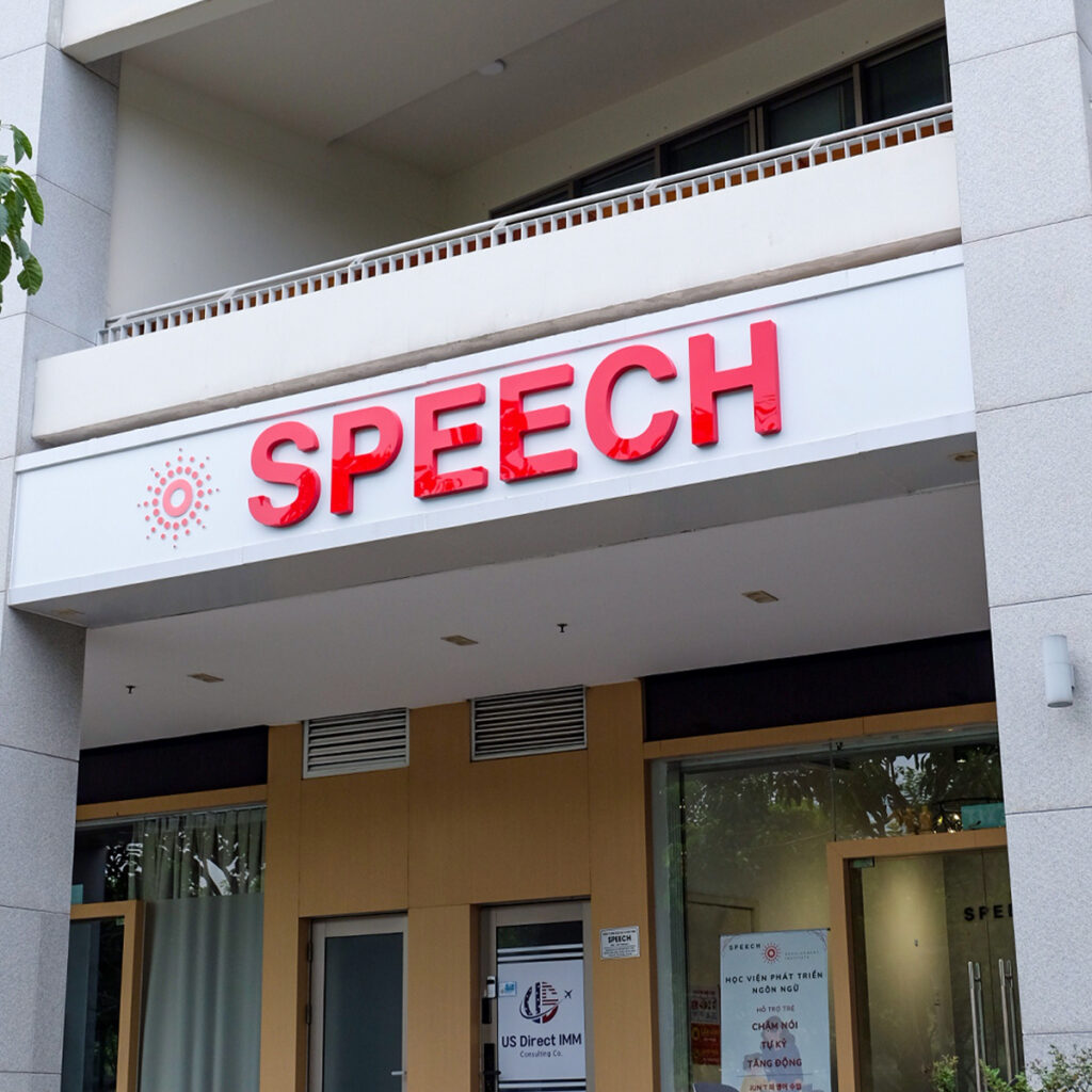 mặt tiền speech vuông