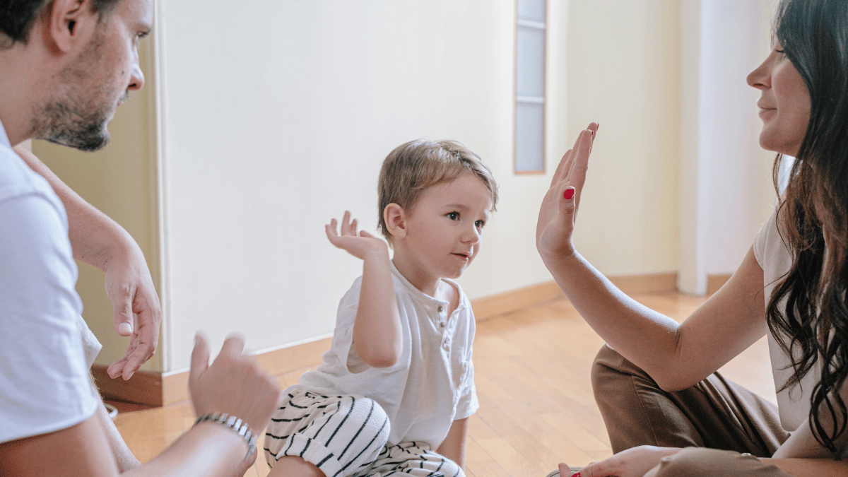 Có nên dừng can thiệp khi trẻ ADHD đã tiến bộ